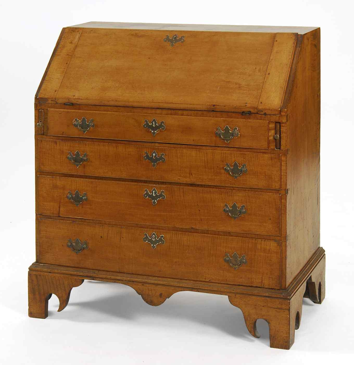 Appraisal: ANTIQUE AMERICAN CHIPPENDALE SLANT-LID DESK th CenturyIn maple and tiger