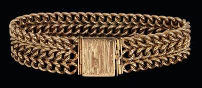 Appraisal: kt yellow gold bracelet three interlocking rows square latch monogram