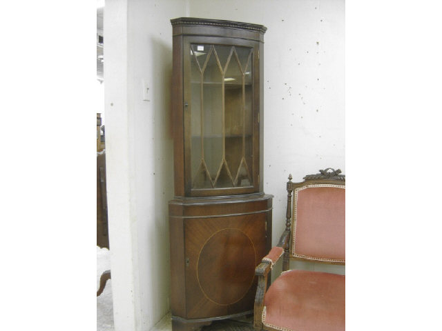 Appraisal: MAHOGANY CORNER CABINET