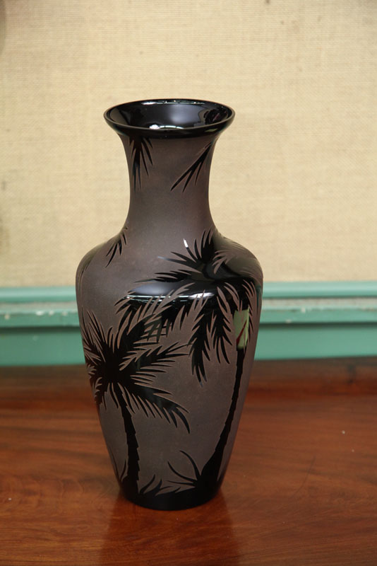 Appraisal: LARGE ART GLASS VASE Tall vase with a reddish-brown background