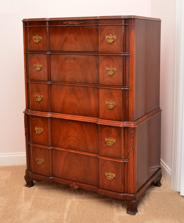 Appraisal: MAHOGANY BLOCK FRONT CHEST drawer block front chest with brass