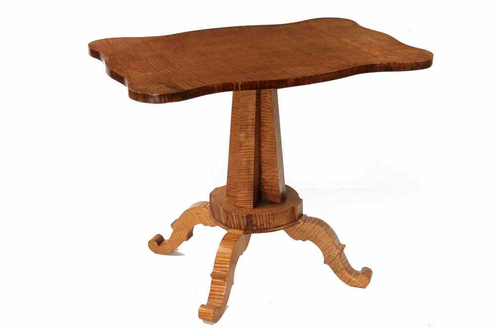 Appraisal: LAMP TABLE - th c Maine Rampant Tiger Maple Lamp