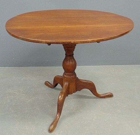 Appraisal: - Chester County Pennsylvania Queen Anne walnut tea table with