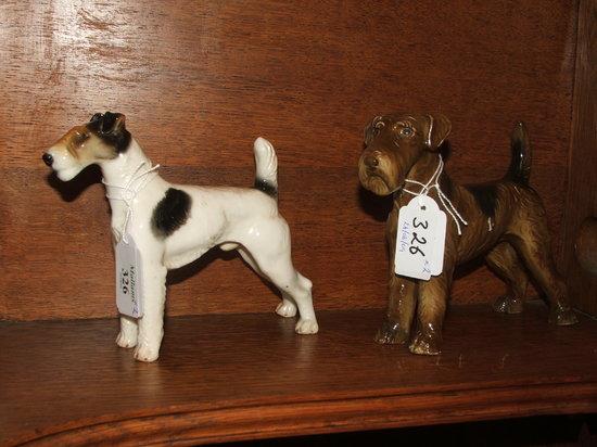 Appraisal: A BESWICK STYLE PORCELAIN MODEL OF AN AIREDALE TERRIER one