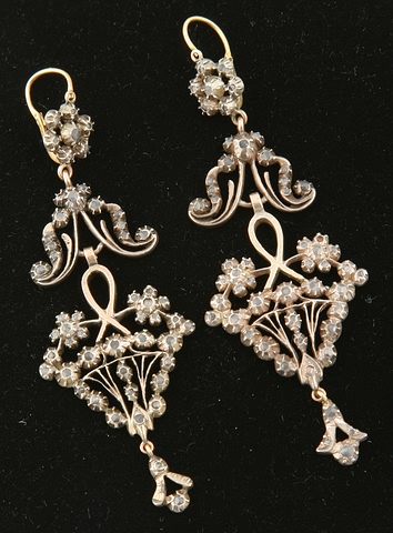 Appraisal: Rose Gold-plated with KY earwires Intricate dangles x long accented