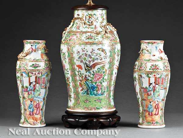 Appraisal: A Group of Three Chinese Canton Famille Rose Porcelain Vases