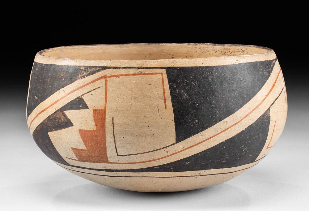 Appraisal: Choice Casas Grandes Polychrome Bowl Native American Southwestern United States