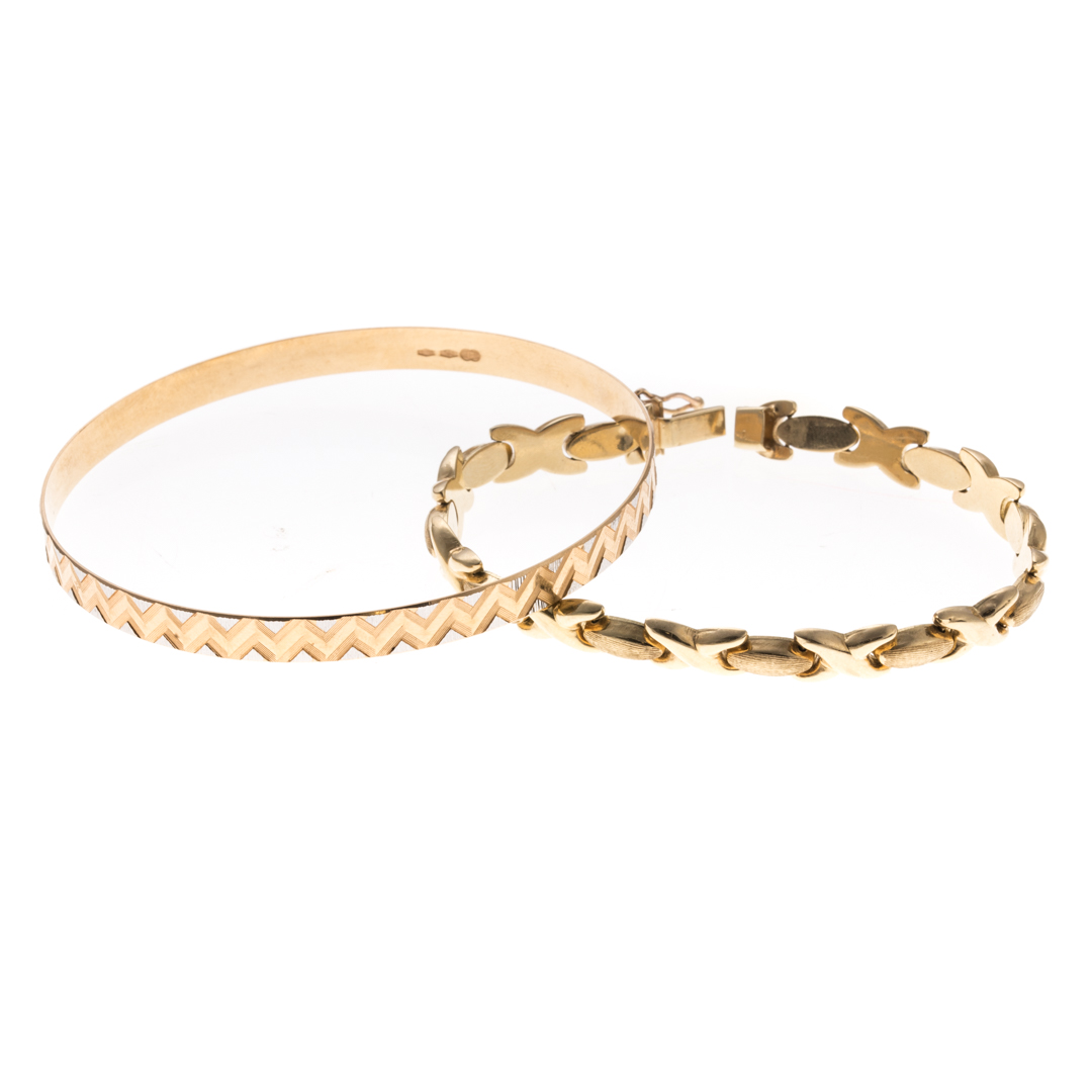 Appraisal: A Pair of Lady's Gold Bracelets K yellow gold round