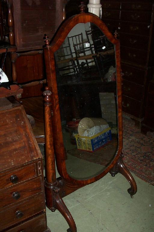 Appraisal: A good quality Regency mahogany cheval glass the mirror with