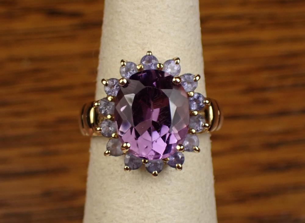 Appraisal: AMETHYST TANZANITE AND YELLOW GOLD RING The k yellow gold