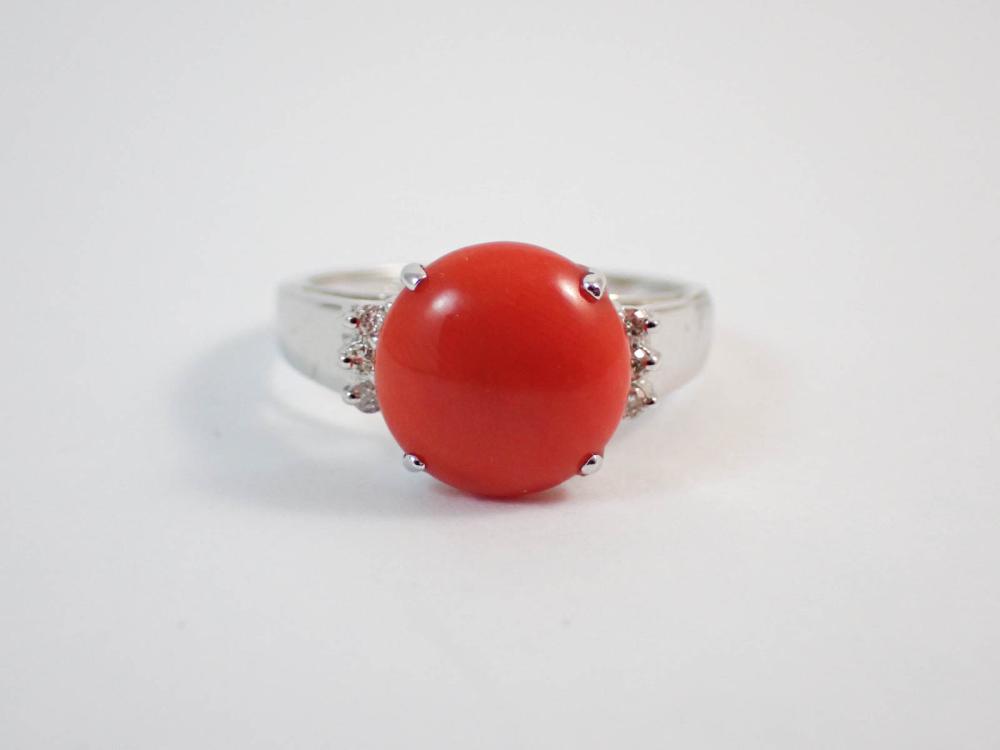 Appraisal: CORAL DIAMOND AND FOURTEEN KARAT GOLD RING The k white