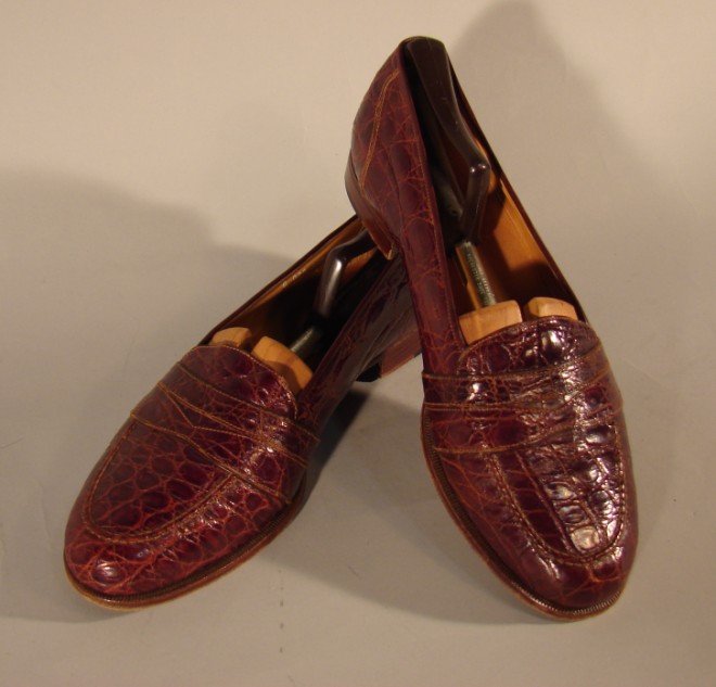 Appraisal: Alligator look leather loafers that were worn but are still