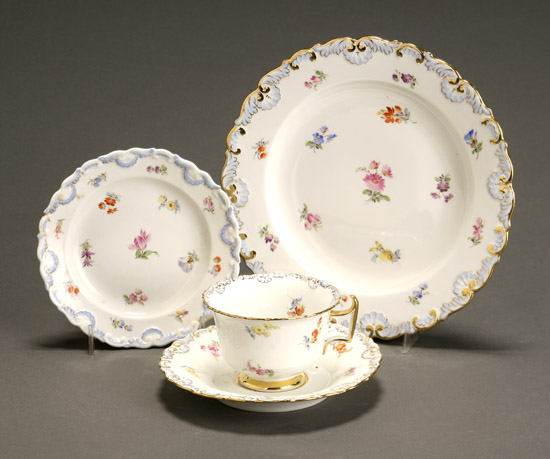 Appraisal: Meissen Part Luncheon Service Circa Consisting of luncheon plates bread