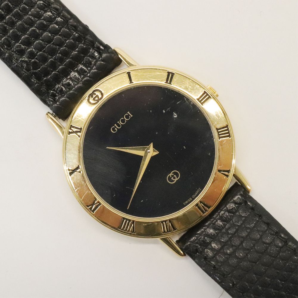 Appraisal: Vintage Gucci M Watch A men's vintage Gucci Watch model