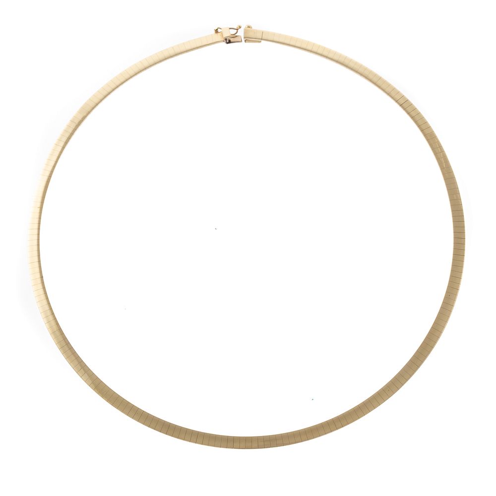 Appraisal: An Omega Necklace in K K yellow gold Omega necklace