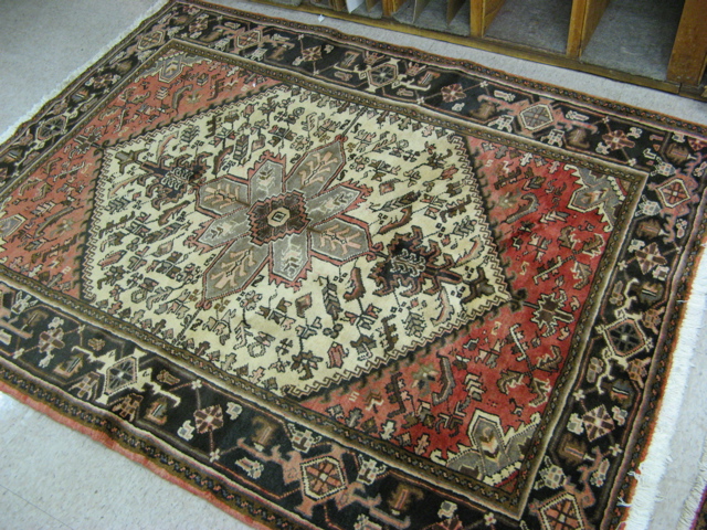 Appraisal: PERSIAN HERIZ AREA RUG East Azarbaijan province northwestern Iran floral