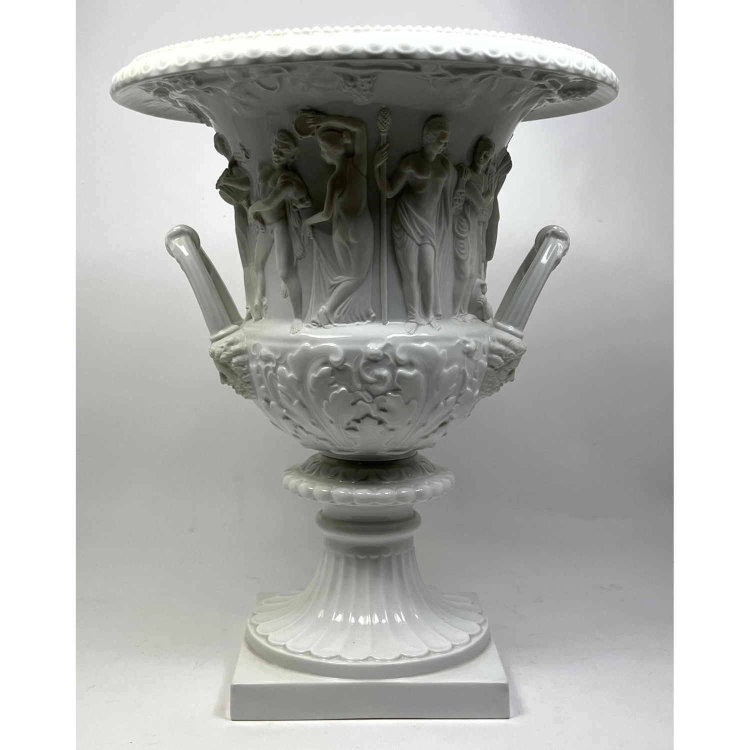 Appraisal: MOTTAHEDEH Vista Alegre Portugal Footed Urn Planter Porcelain urn with