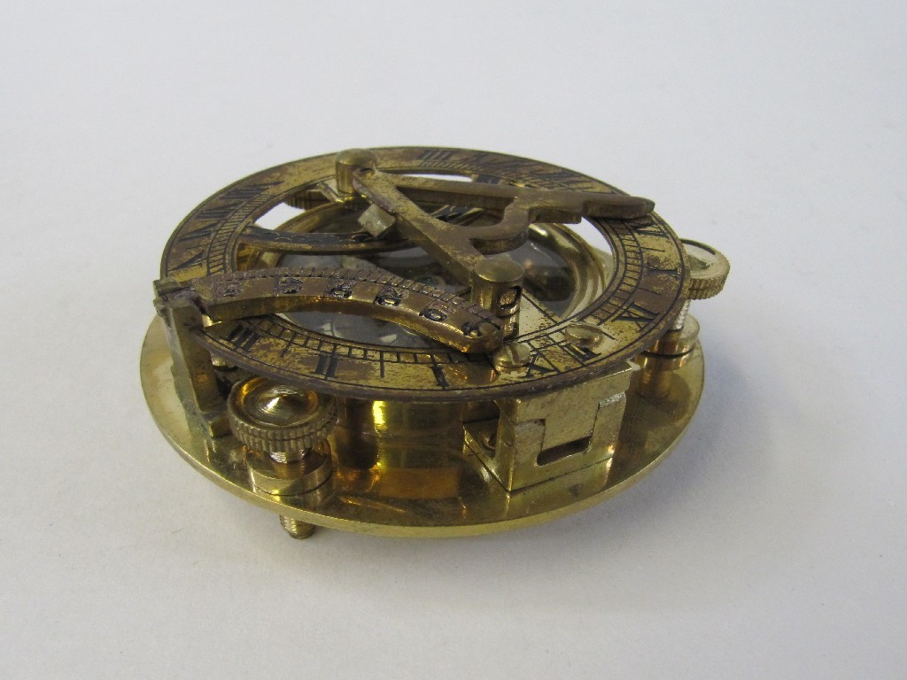 Appraisal: Reproduction brass compass