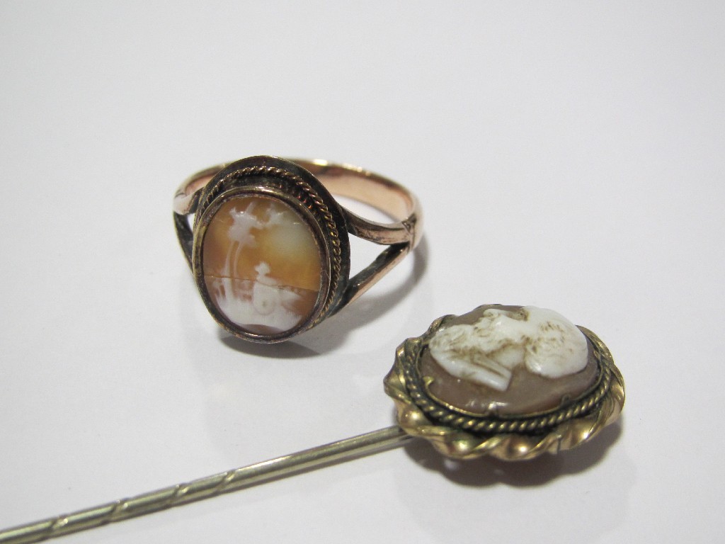 Appraisal: Lot comprising Victorian ct gold cameo set dress ring and