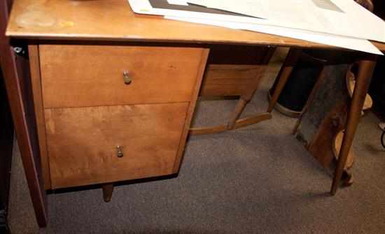 Appraisal: Danish mid-century modern style teakwood desk Estimate - No condition