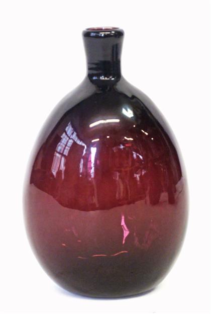 Appraisal: Stiegel type blown amethyst bottleattributed to wiilliam henry stiegel manheim