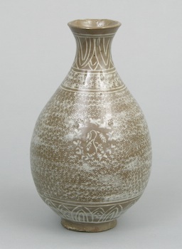 Appraisal: A Punchong Korean Vase A Punchong Korean vase approx -