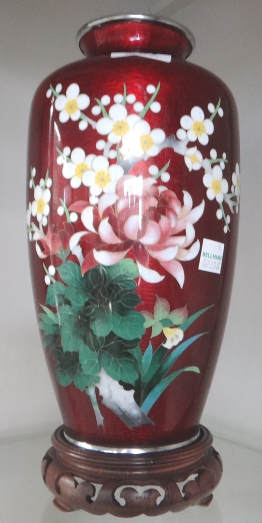 Appraisal: A Japanese cloisonn vase th century possibly Ando Jubei of