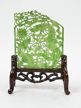 Appraisal: CHINESE PIERCED MOTTLED SPINACH JADE TABLE SCREENThe transparent jade panel