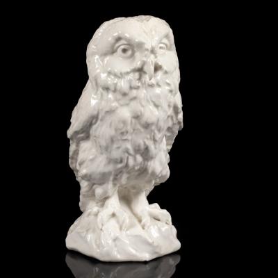 Appraisal: A Chelsea white model of an owl triangle-raised anchor period