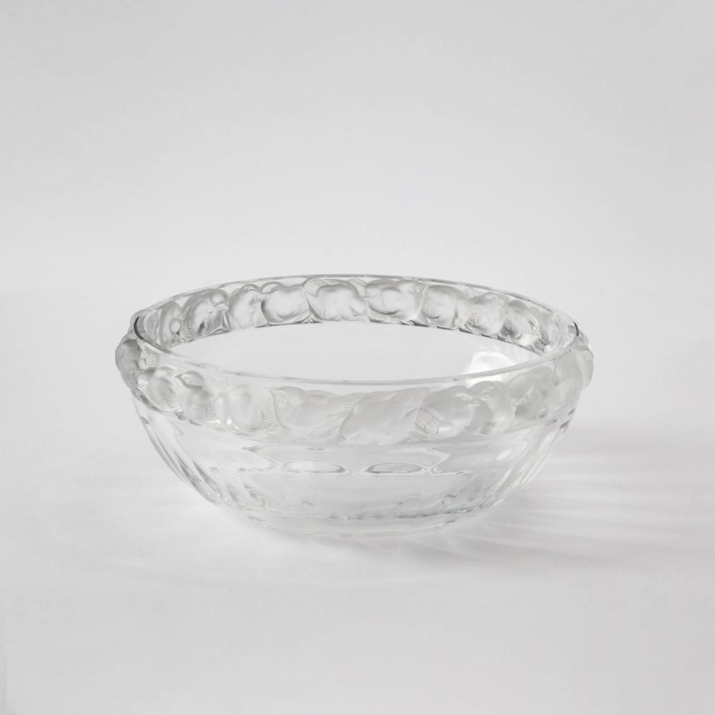 Appraisal: A LALIQUE MESANGES BIRD BOWL SIGNED A Mesanges pattern frosted