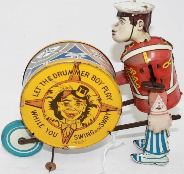 Appraisal: MARX TIN LITHOGRAPH WIND-UP TOY DRUMMER BOY NOT WORKING SHOWS