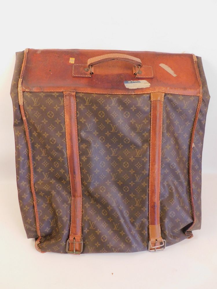 Appraisal: LOUIS VUITTON GARMENT BAG Old Louis Vuitton logo garment bag