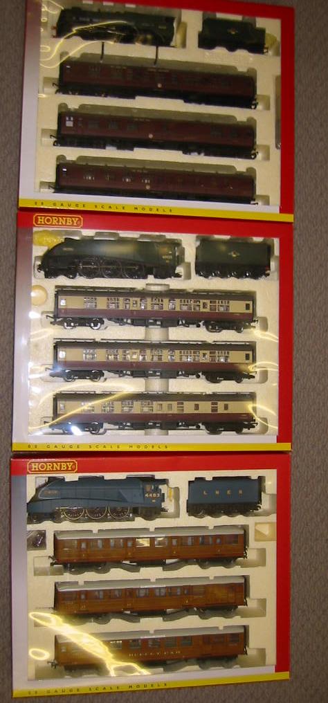 Appraisal: Three Hornby train packs Flying Scotsman A Kingfisher Blue R