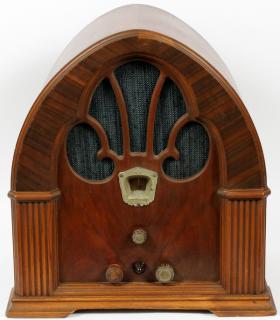 Appraisal: PHILCO MODEL CATHEDRAL RADIO PHILCO MODEL CATHEDRAL RADIO H L