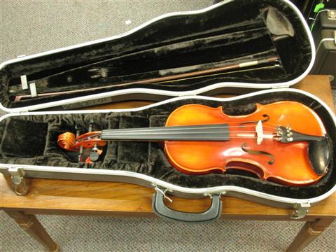 Appraisal: LEWIS VIOLIN WITH BOW in case Provenance Gordon Keller Music