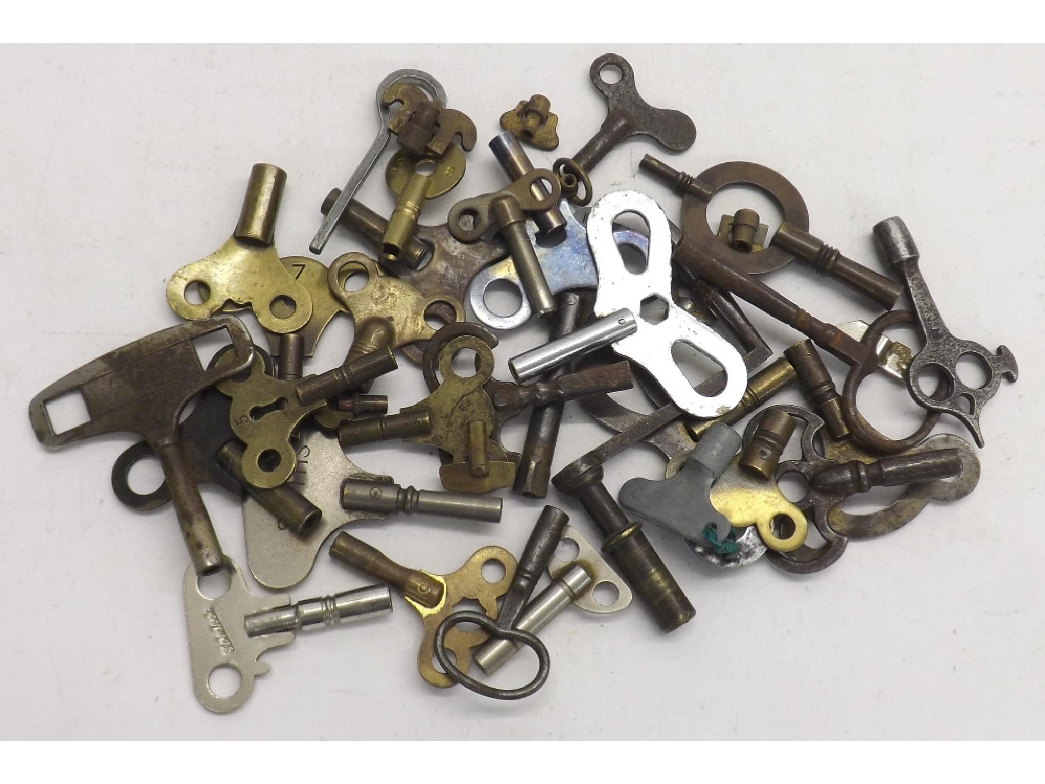 Appraisal: Large quantity of various clock keys