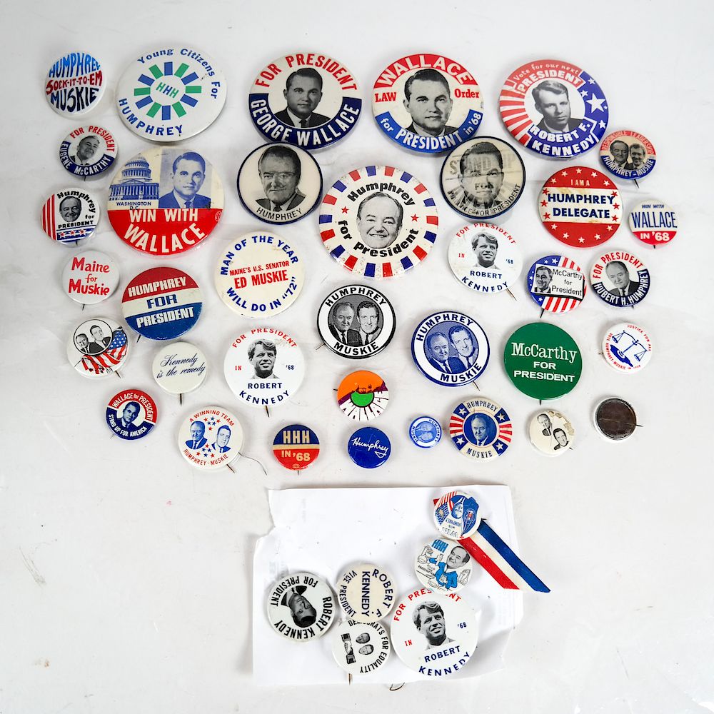 Appraisal: Large Group of Campaign Buttons Including George Wallace Campaign Buttons