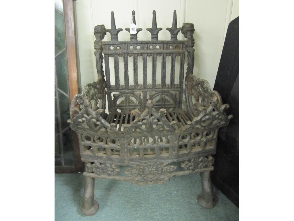 Appraisal: Victorian cast iron fire basket