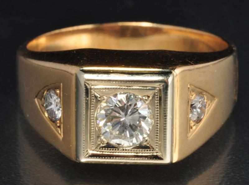 Appraisal: K Two-Tone Y Gold Diamond Diamond Men's Ring Description Diamonds