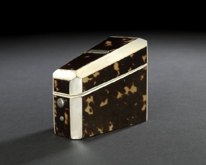 Appraisal: English Mother-of-Pearl-Edged Tortoiseshell Needle Case fourth quarter th century of