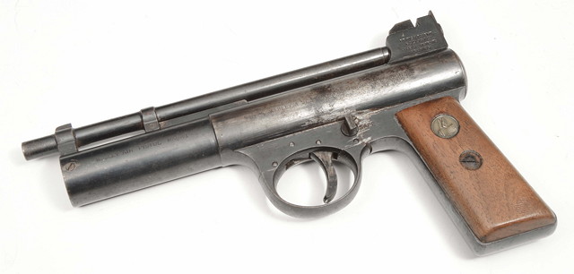 Appraisal: AN EARLY WEBLEY SCOTT LTD Mk AIR PISTOL serial No