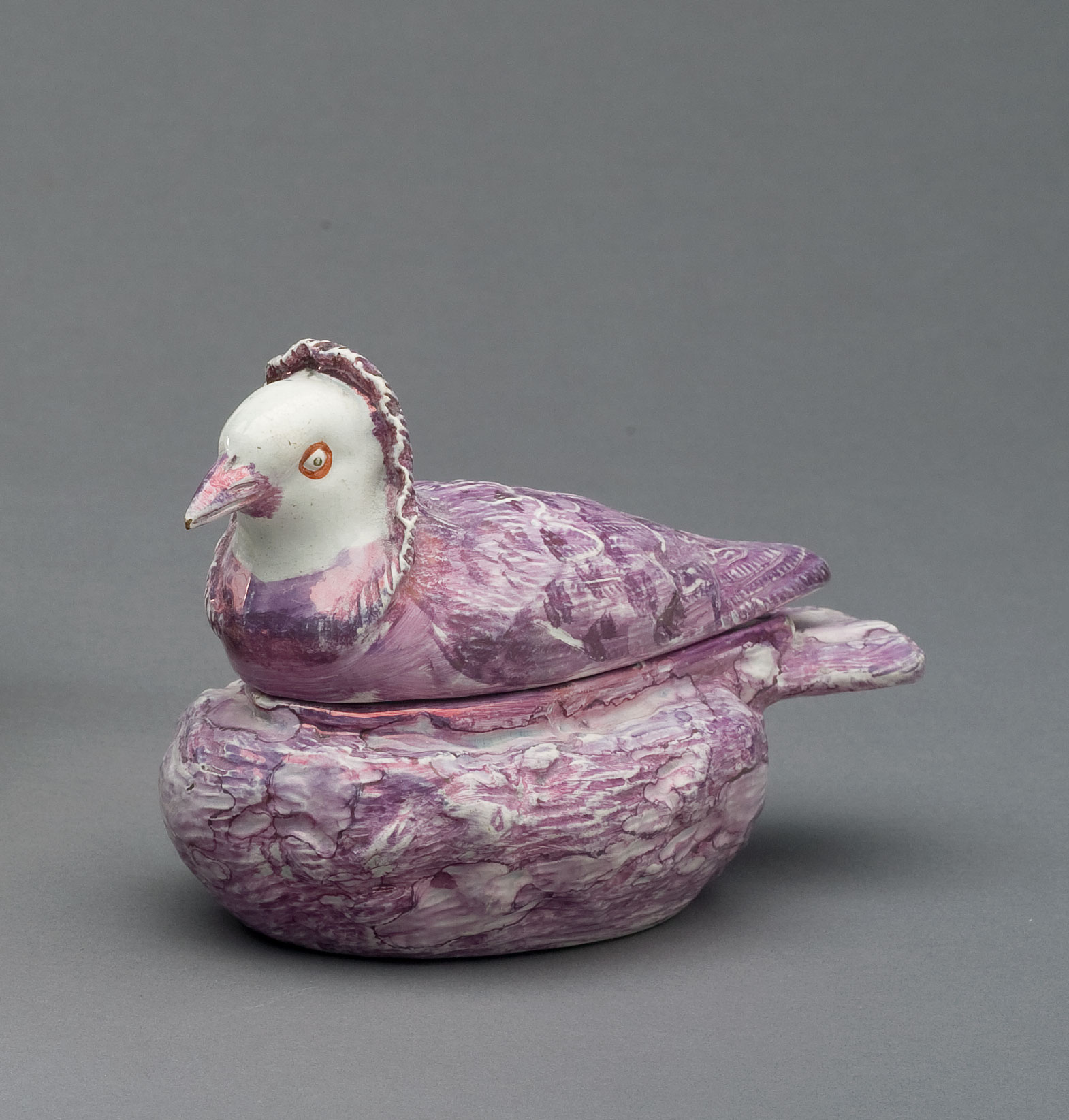 Appraisal: BRITISH PEARLWARE PINK LUSTRE PIGEON TUREEN AND COVER PROBABLY STAFFORDSHIRE