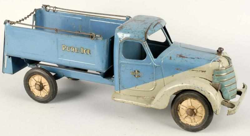 Appraisal: Pressed Steel Buddy L Sit Ride Ice Truck Description American