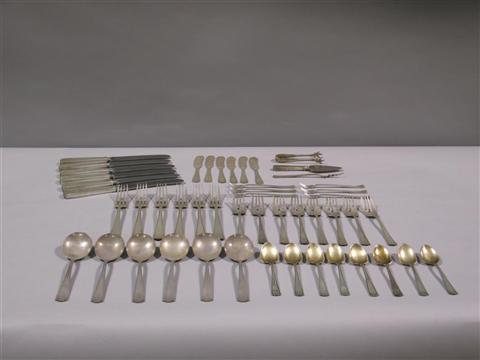 Appraisal: GORHAM ETRUSCAN SILVER PARTIAL SERVICE Comprising dinner forks knives dessert