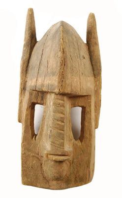 Appraisal: A Dogon mask Mali with pointed head and horns triangular