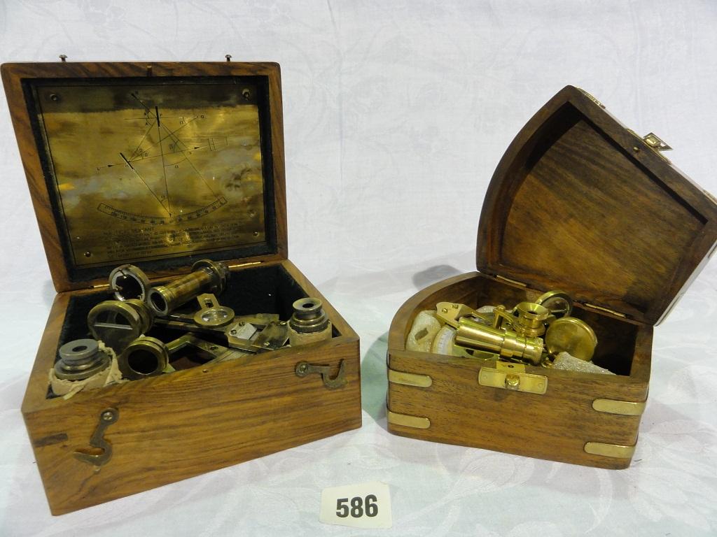 Appraisal: Two wooden boxed sextants