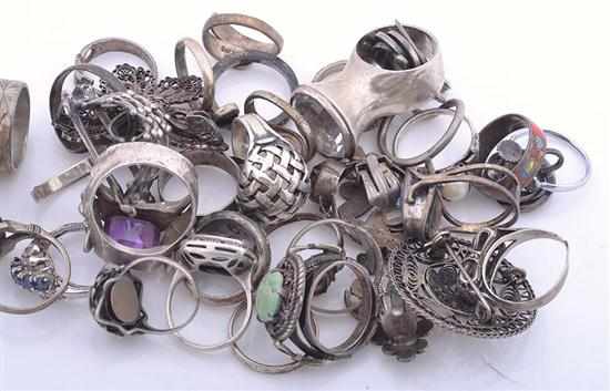 Appraisal: A BAG OF ASSORTED RINGS INCLUDING STERLING SILVER