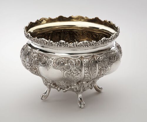 Appraisal: A Victorian rose bowl by J R Co Sheffield of