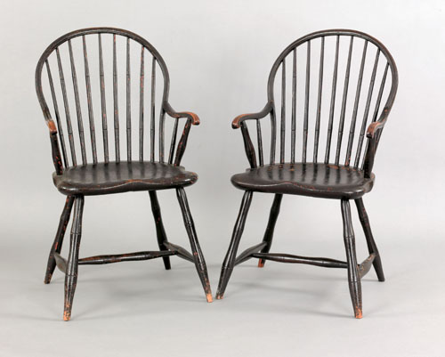 Appraisal: Pair of Pennsylvania bowback windsor armchairs ca each retaining an