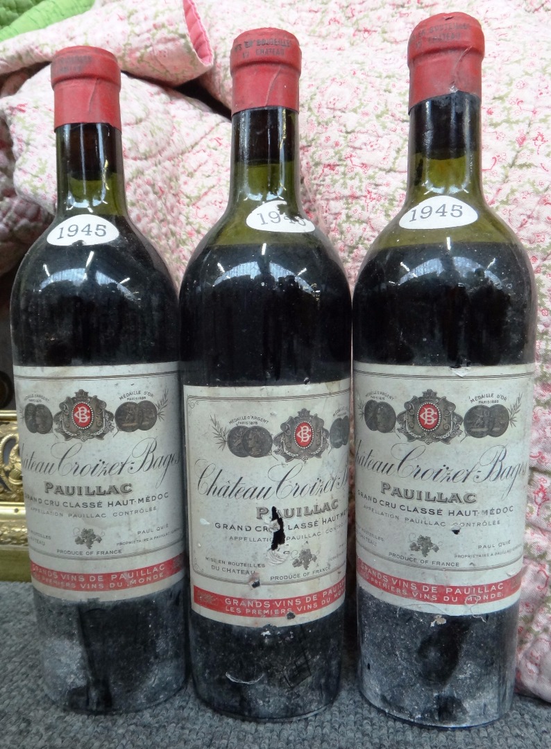 Appraisal: Sixteen bottles of mixed wine and spirits comprising three bottles